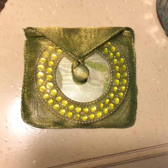 Compact mirror with case - Picture 2 of 5